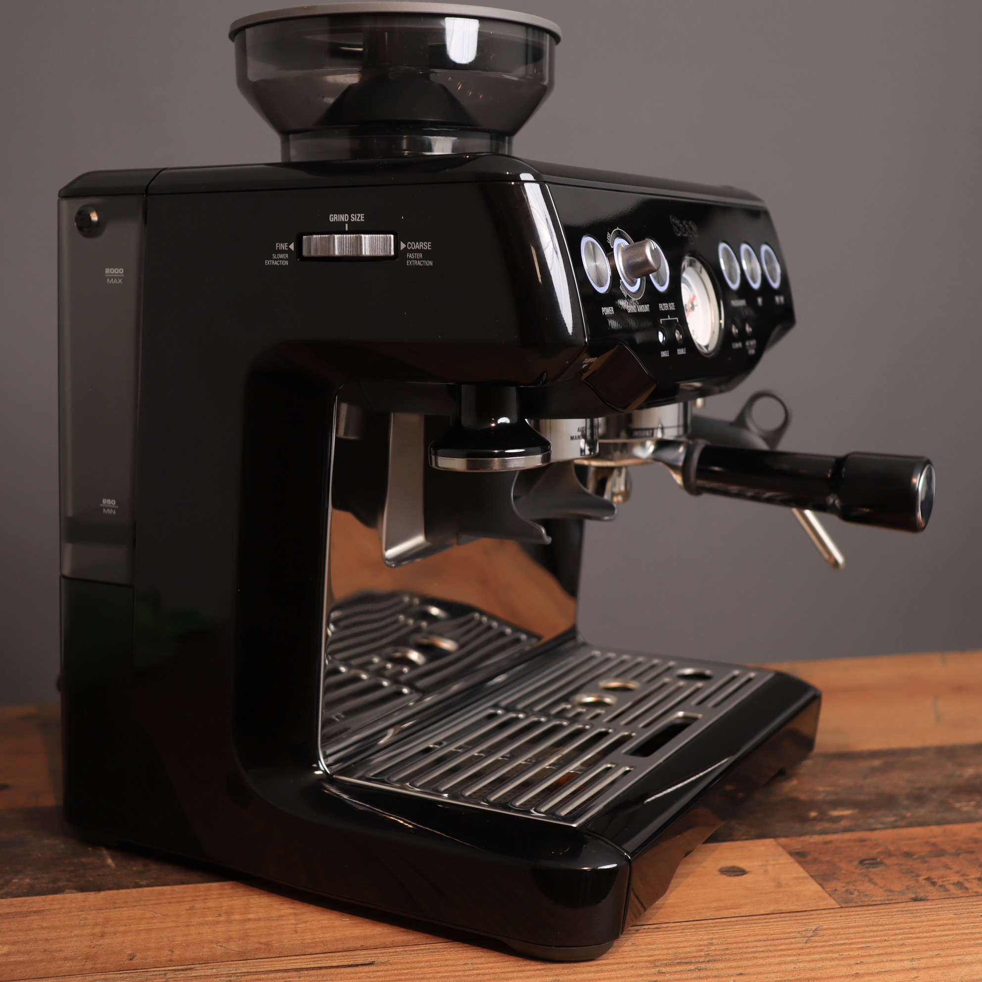 Breville Barista Express from the left side