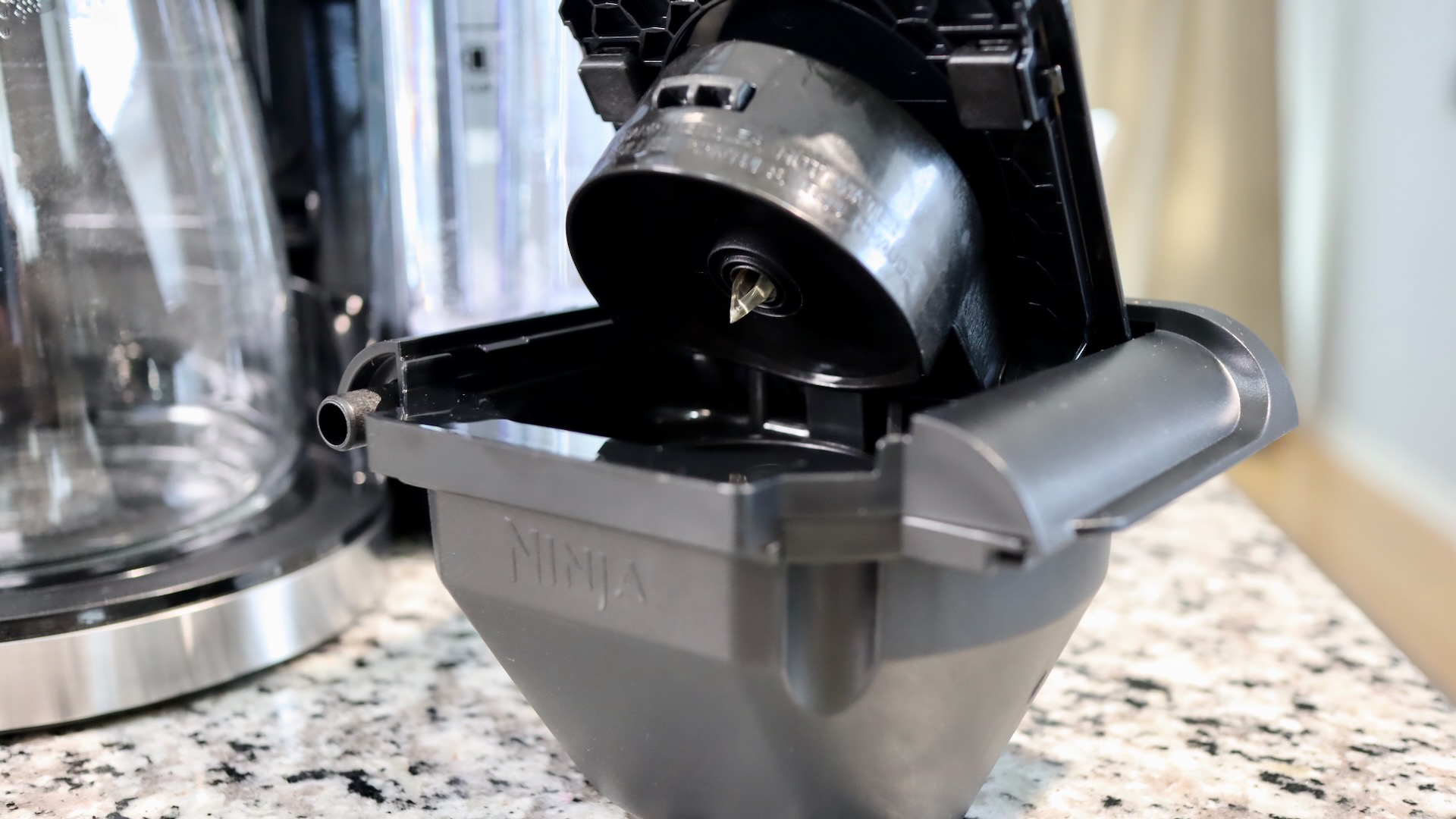 K Cup holder of the Ninja DualBrew Pro