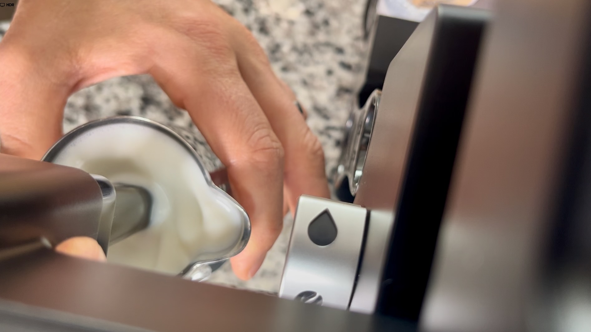 Frothing milk on the Ninja DualBrew Pro